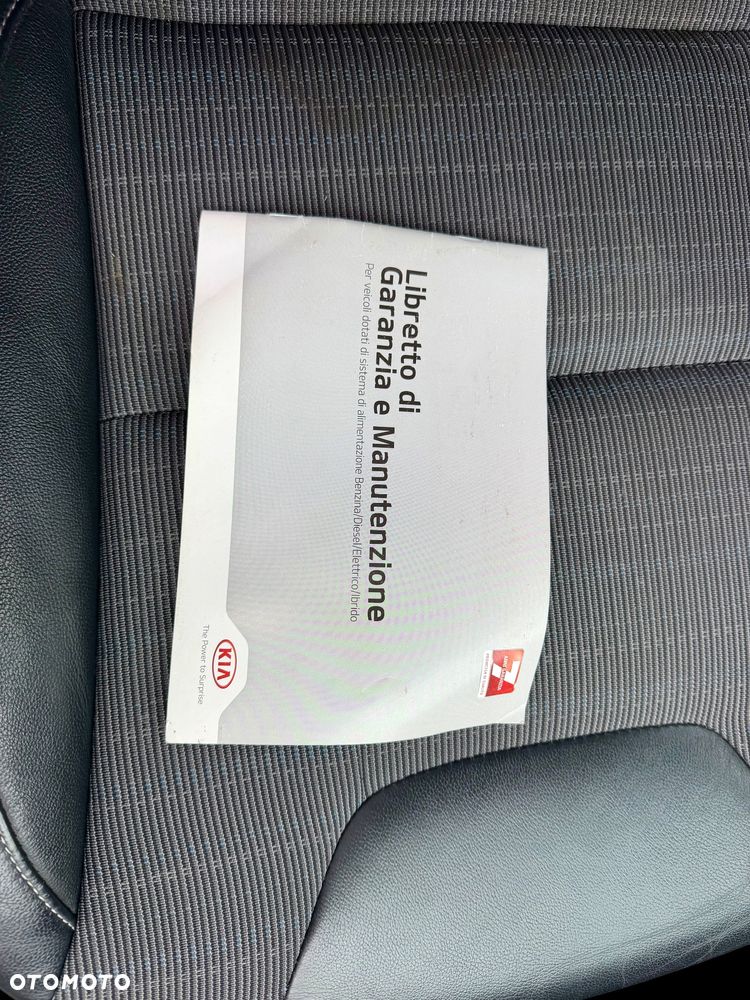 Kia Niro 1.6 GDI HEV 2WD OPF Edition 7 - 12