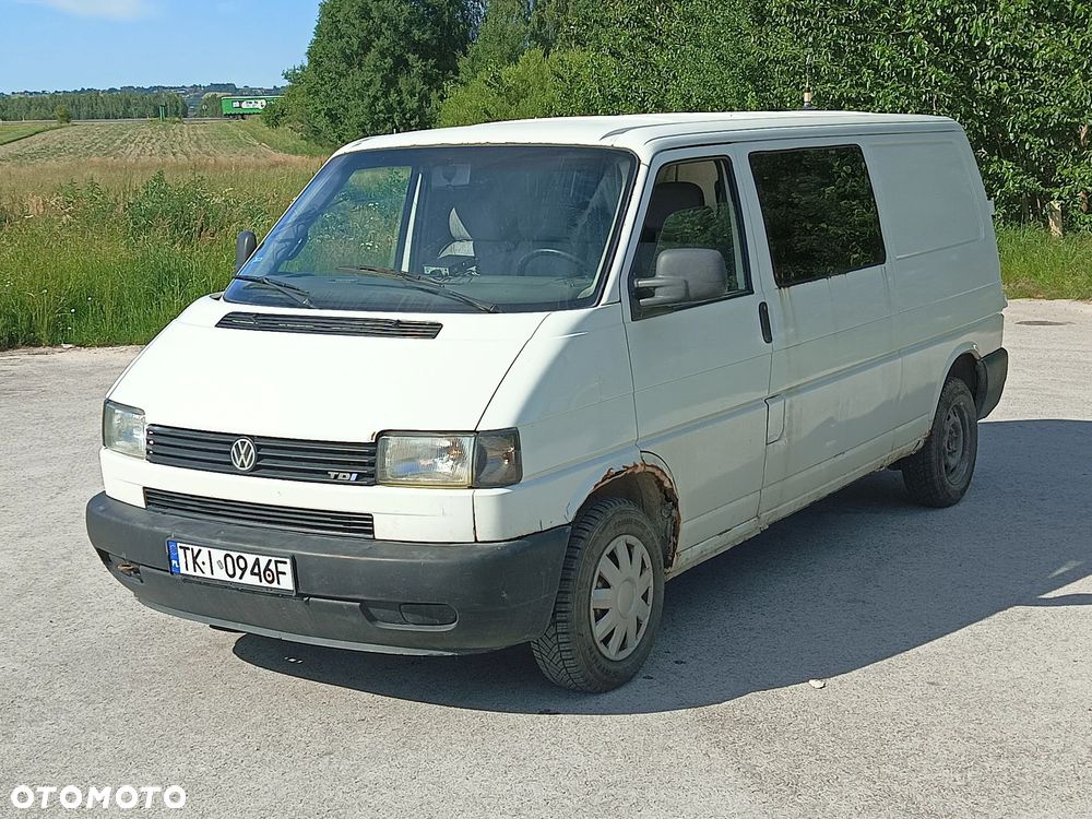 Volkswagen Transporter - 1
