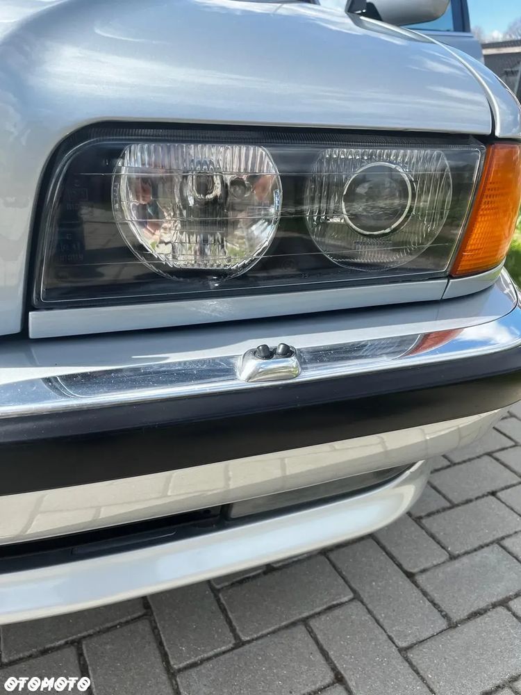 BMW Seria 7 740i - 6