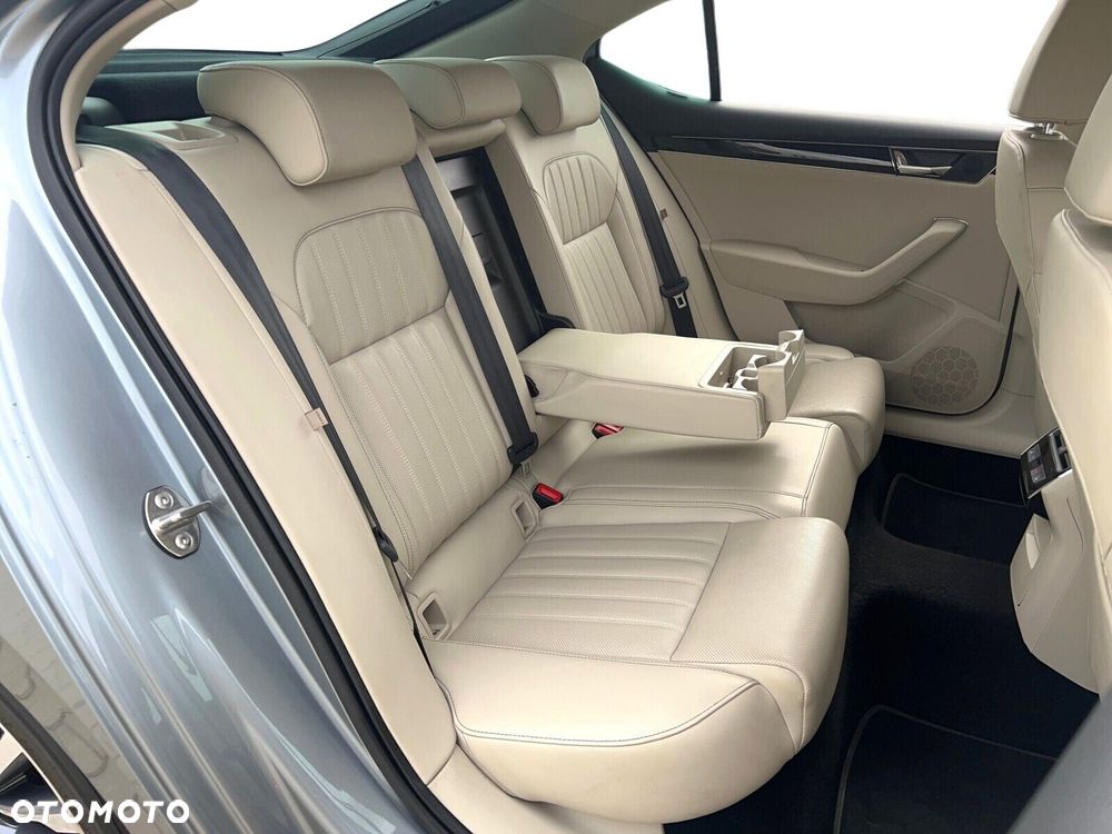 Skoda Superb 2.0 TSI L&K DSG - 15