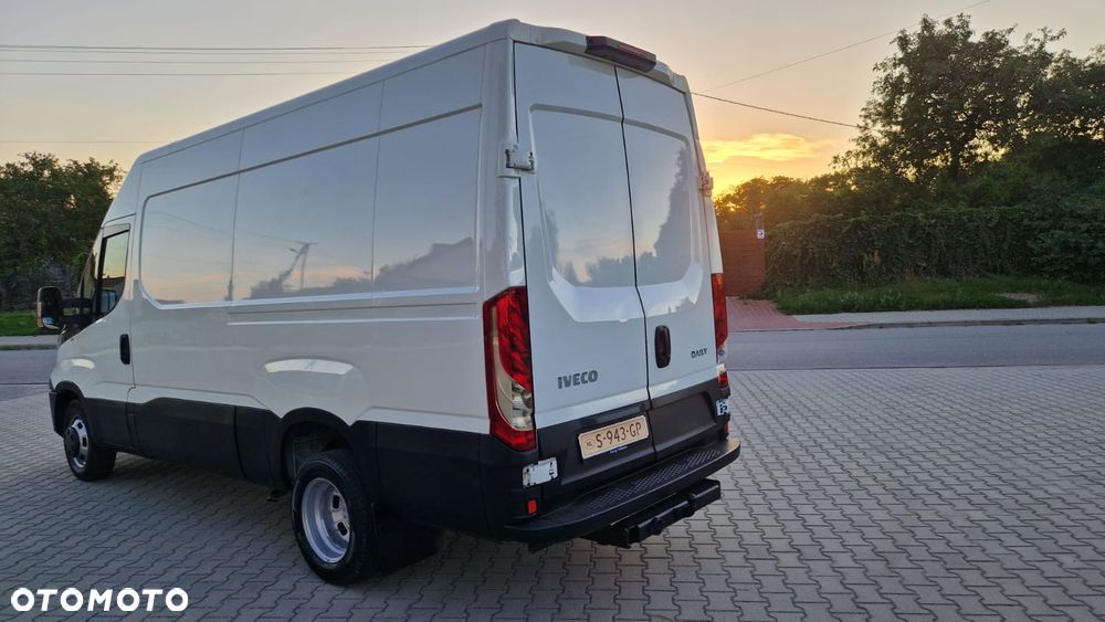Iveco DAILY 35 Klima Elektryka Tempomat Na Bliźniaku Furgon 3os. Hak Serwis - 7