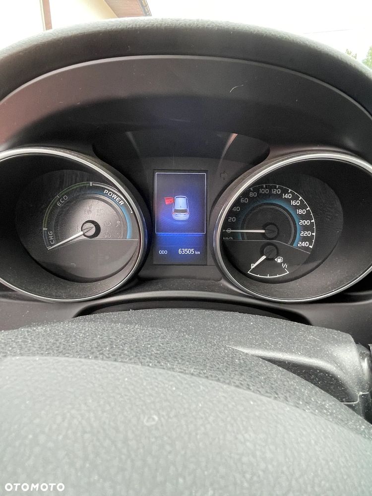 Toyota Auris Hybrid 135 Active - 8