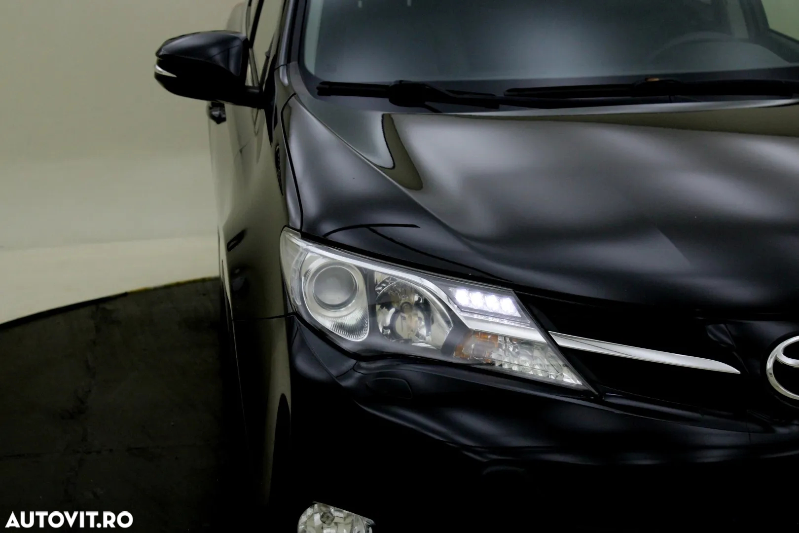 Toyota RAV4 - 25