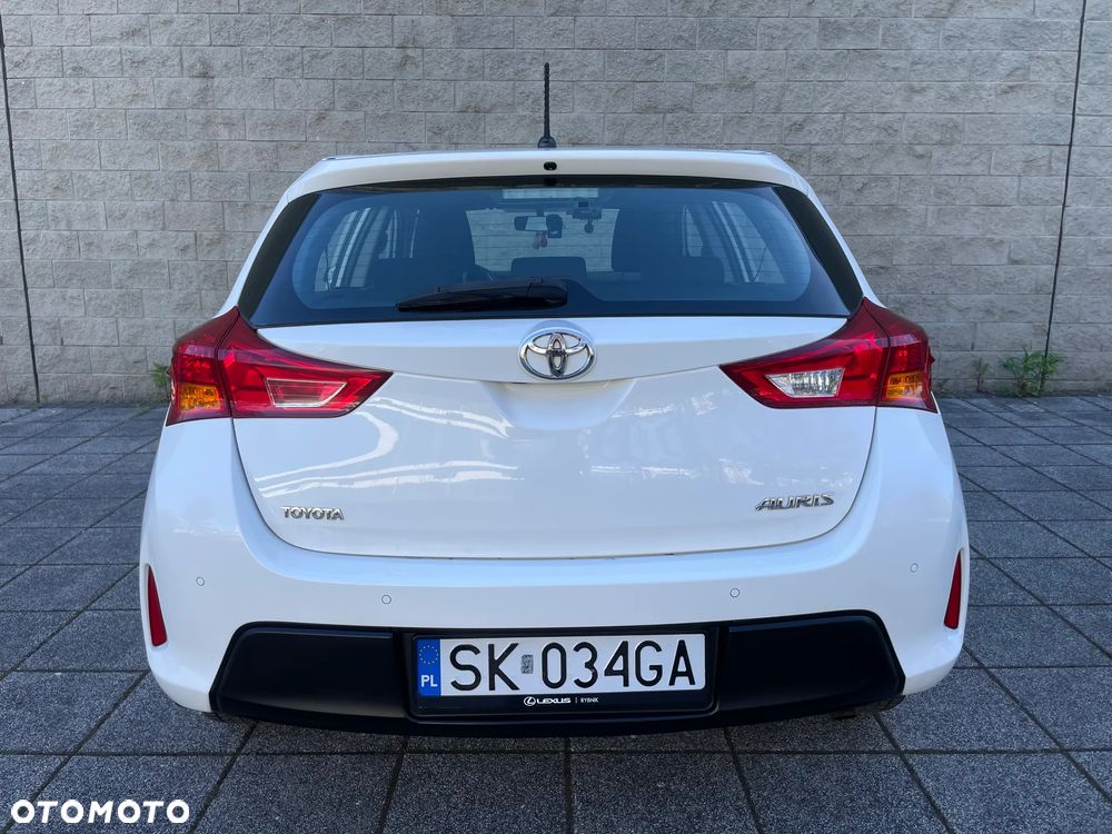 Toyota Auris 1.4 D-4D Dynamic - 8