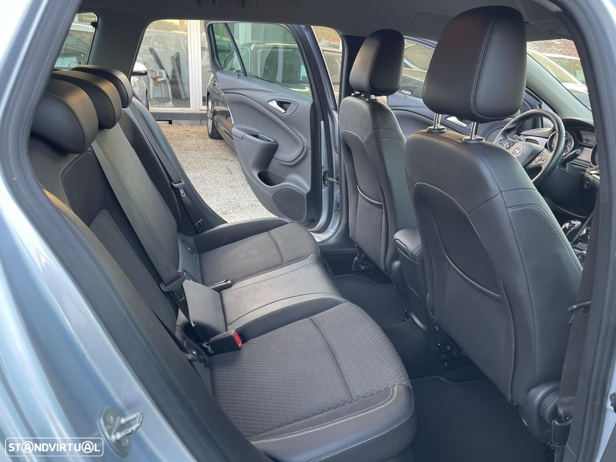 Opel Astra Sports Tourer 1.6 CDTi Cosmo S/S - 22
