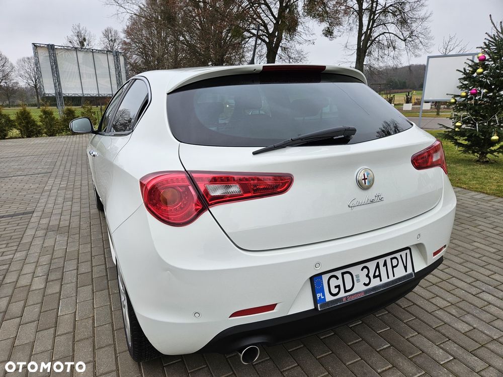 Alfa Romeo Giulietta 1.6 JTDM 16V Veloce - 6