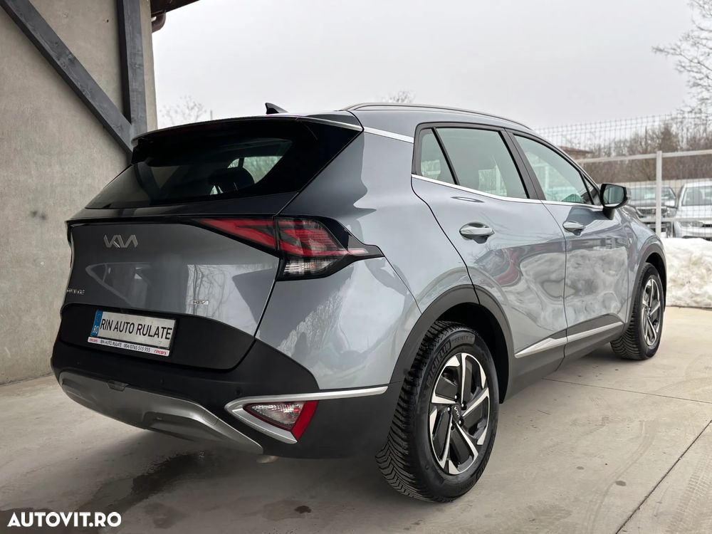 Kia Sportage 1.6 T-GDI HEV 6AT 4x2 Style - 9