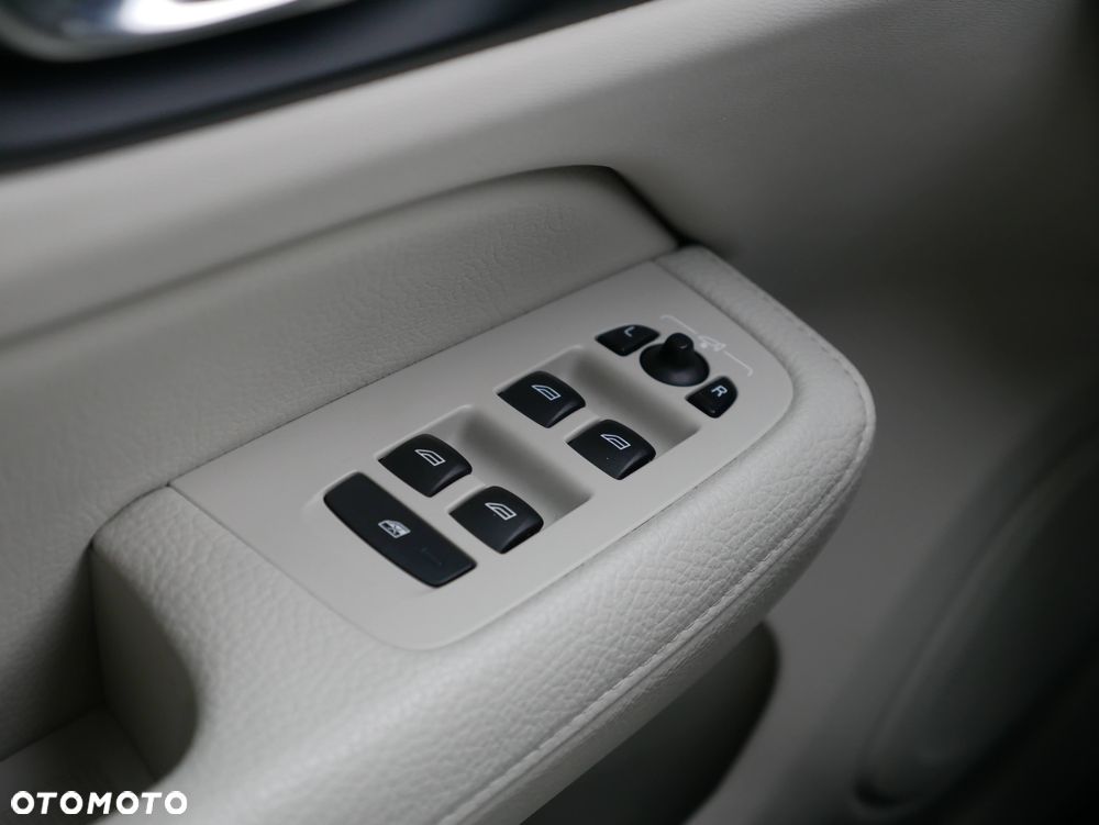 Volvo V60 B5 B AWD Inscription - 22