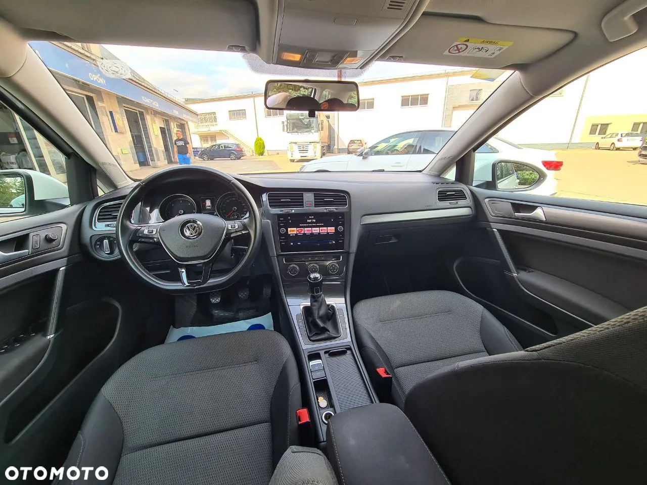 Volkswagen Golf VII 1.6 TDI BMT Comfortline - 6