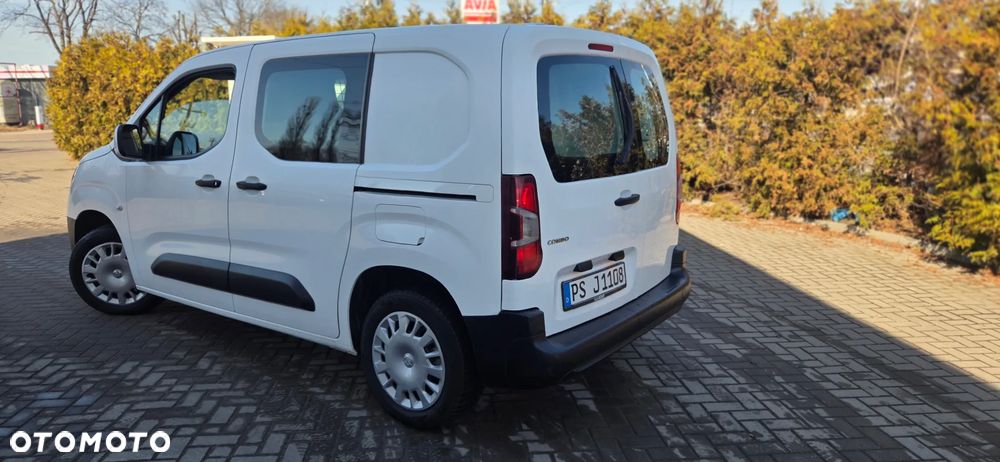 Opel Combo - 9