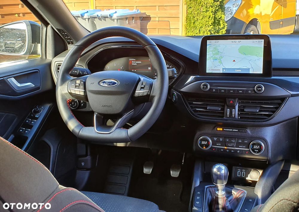 Ford Focus - 16