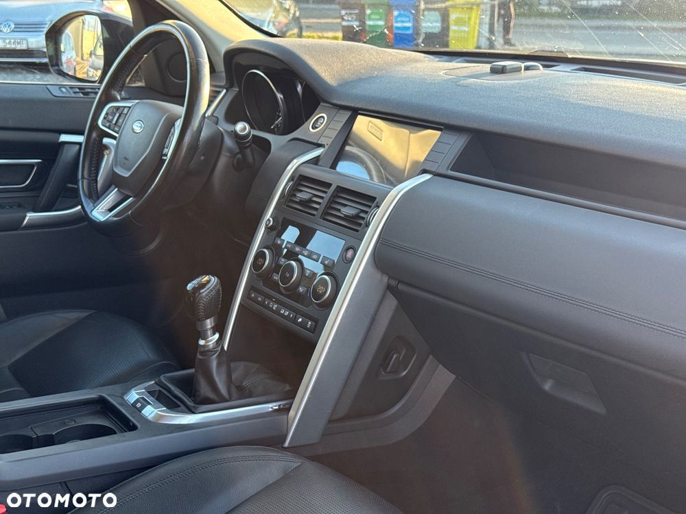 Land Rover Discovery Sport 2.0 TD4 HSE Luxury - 27