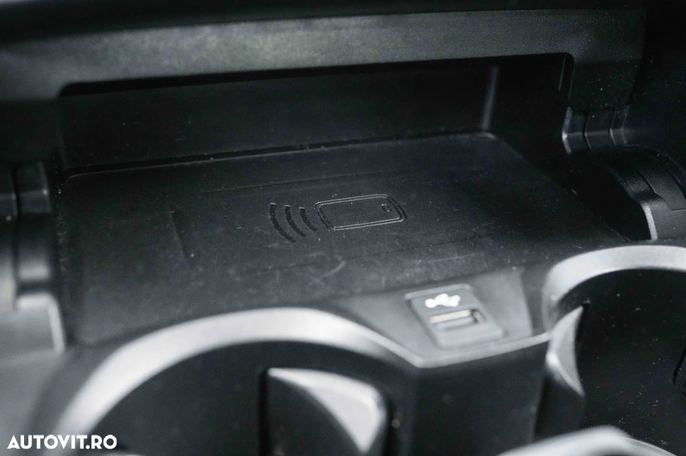 BMW Seria 3 320e Aut. M Sport - 29