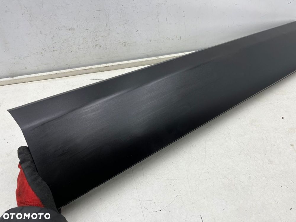 Listwa Mazda CX-30 CX30 2019r.- prawa przednia dolna nakładka drzwi prawy przód dfr5-51ra1 - 9