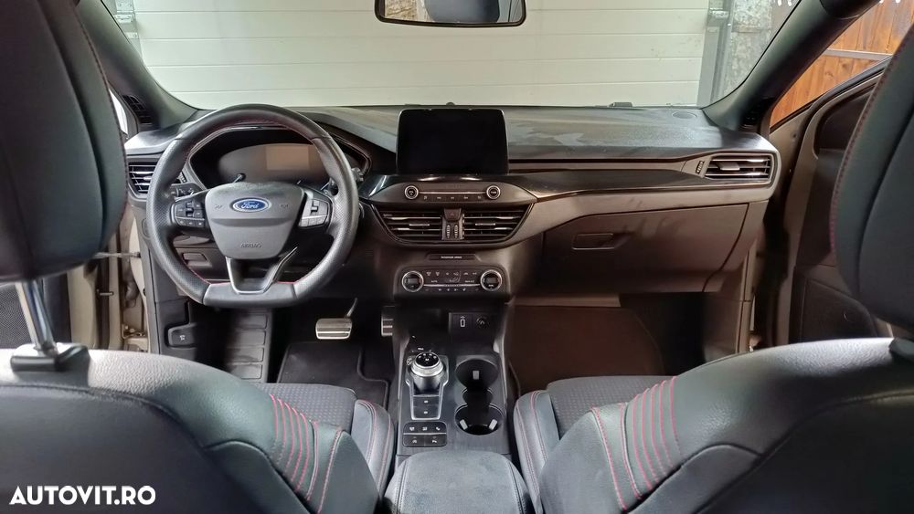 Ford Focus - 12