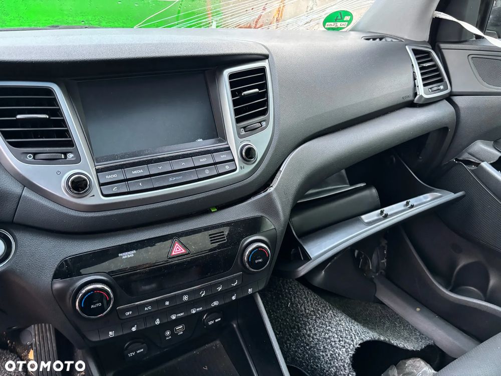 Hyundai Tucson 1.6 Turbo 4WD DCT Trend - 27