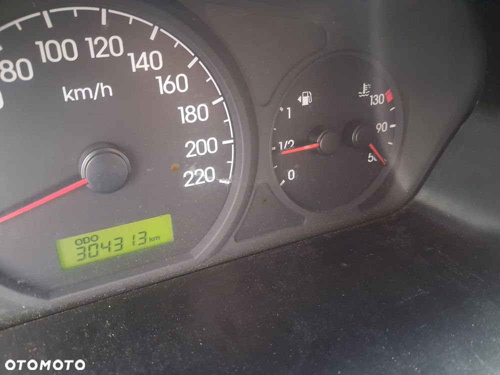 Hyundai H-1 2.5 CRDi Comfort - 10