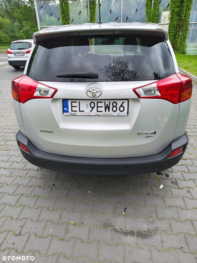 Toyota RAV4 - 5