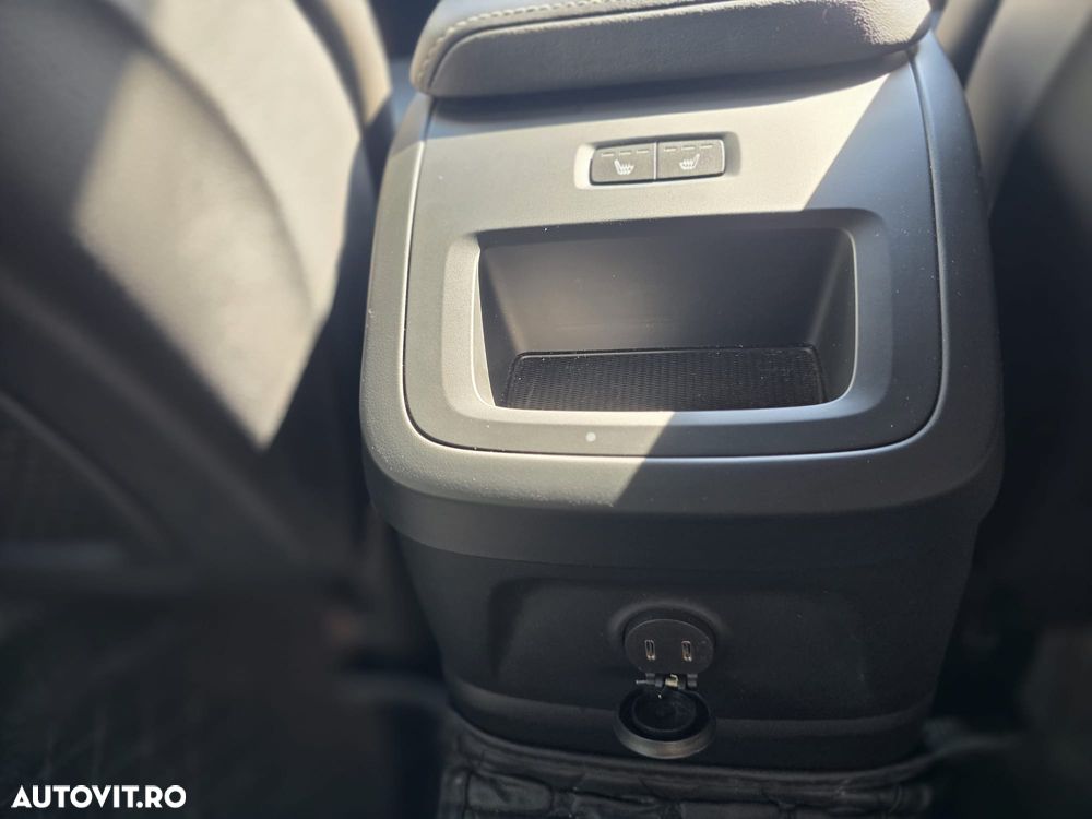 Volvo XC 60 - 33