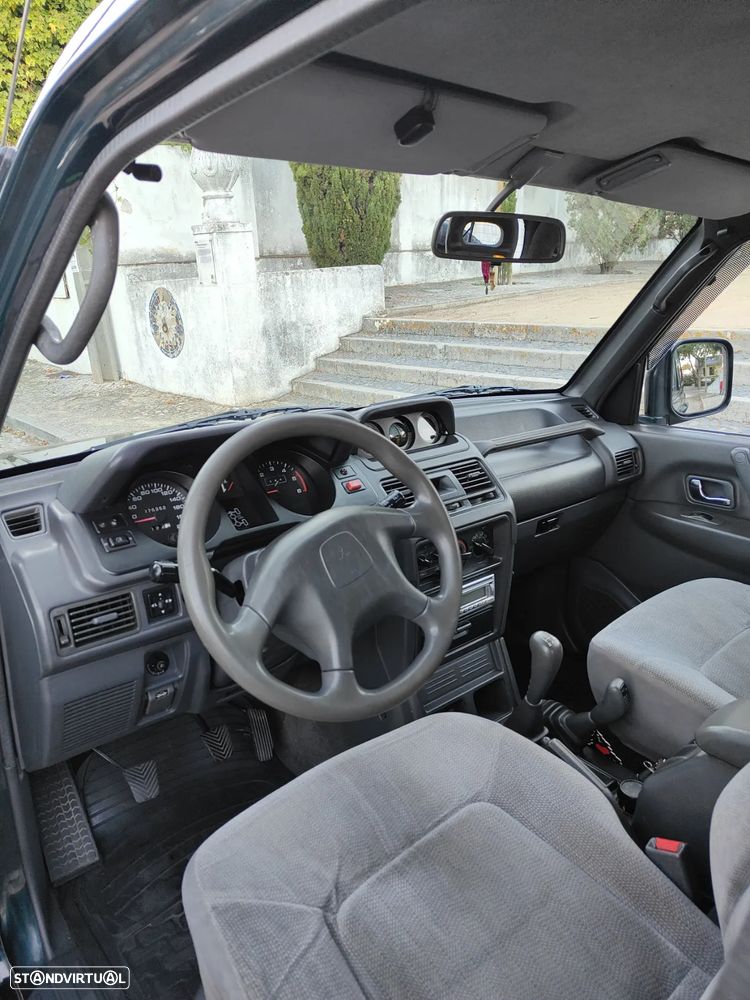 Mitsubishi Pajero 2.5 TDi Intercooler - 4