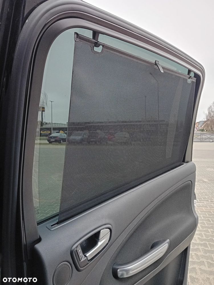 Ford S-Max 2.0 TDCi DPF Titanium X - 30