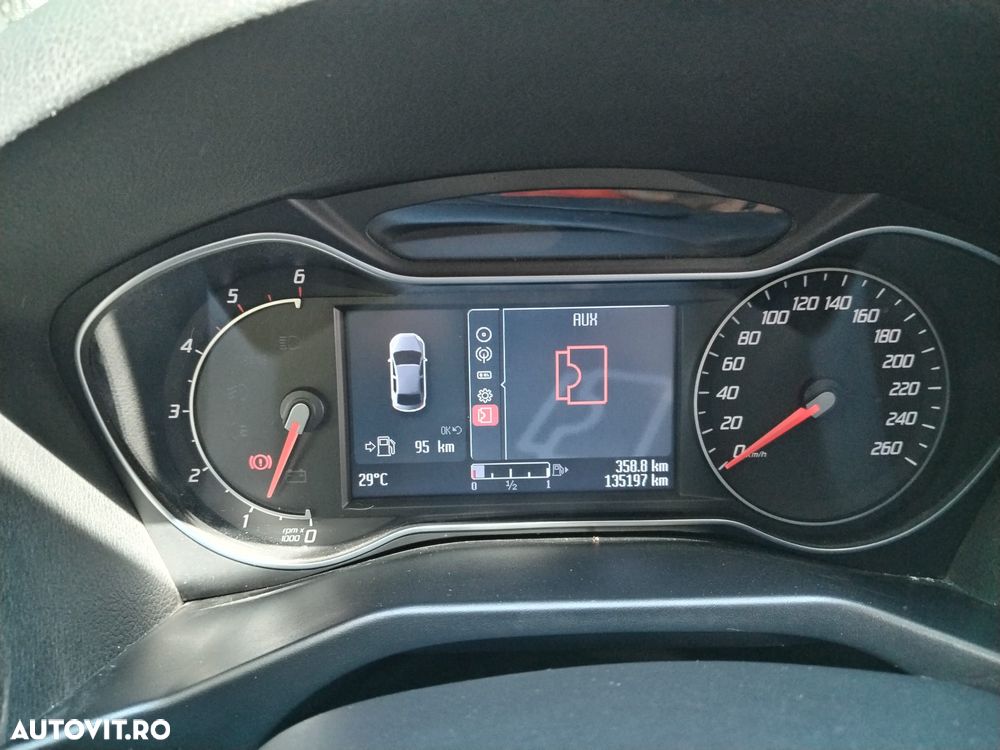 Ford Mondeo 2.0 Duratorq TDCi Titanium - 8