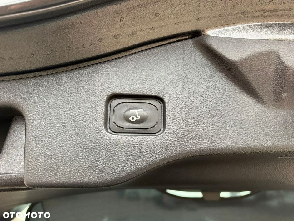 Ford Mondeo 2.0 EcoBlue Titanium - 17