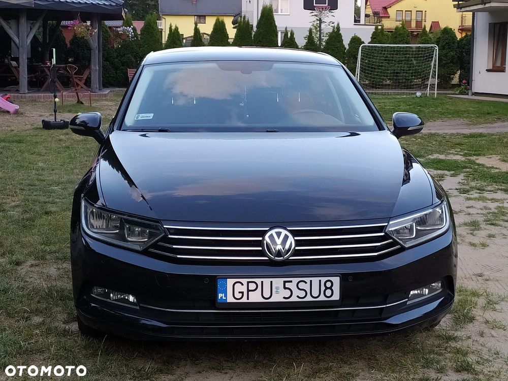 Volkswagen Passat 1.6 TDI BMT Comfortline - 16