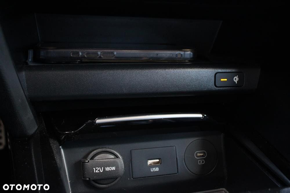 Kia XCeed - 20