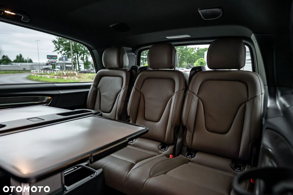 Mercedes-Benz Klasa V 300 d 4-Matic 9G-Tronic Exclusive (ekstra d³) - 38