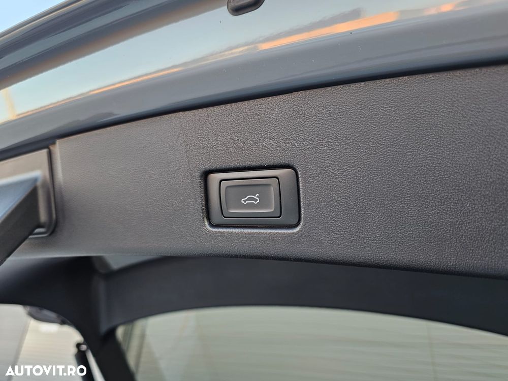 Audi Q4 e-tron SUV - 39