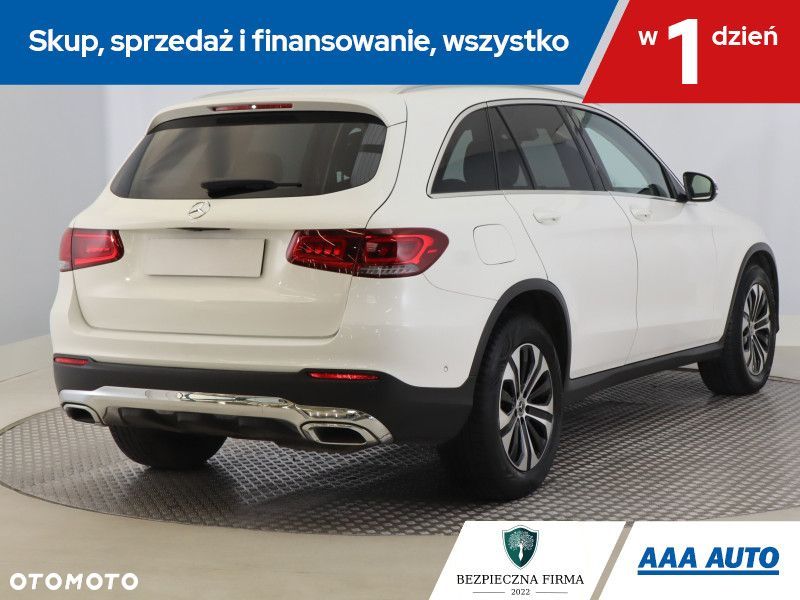 Mercedes-Benz GLC - 7