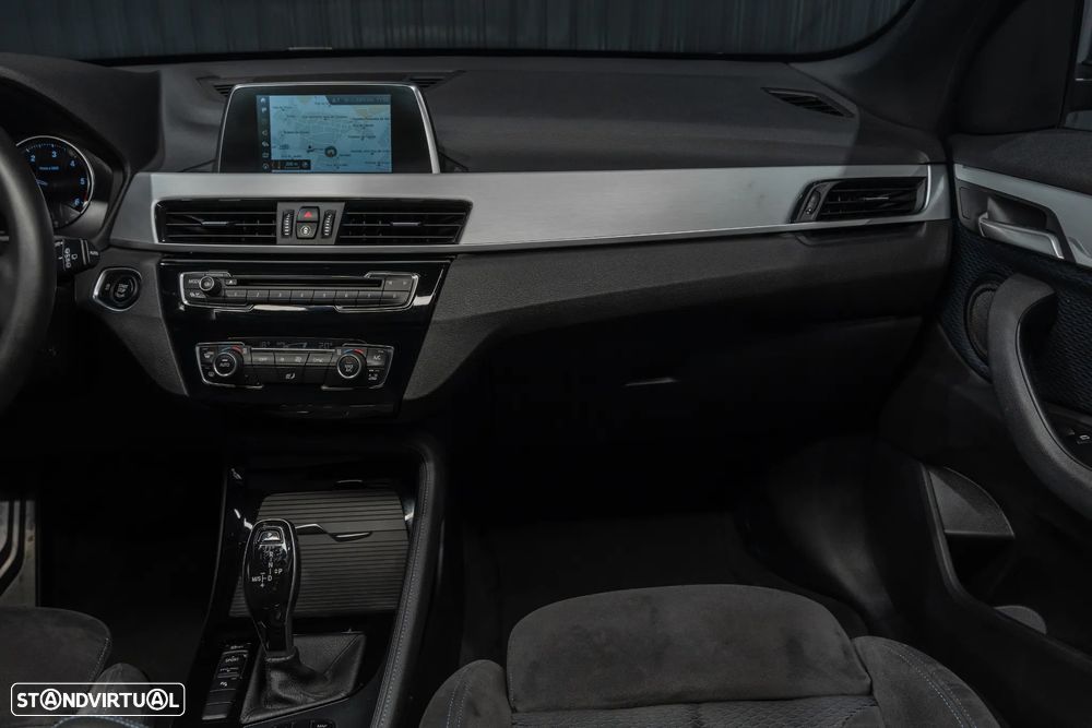 BMW X1 16 d sDrive Auto Pack M - 8