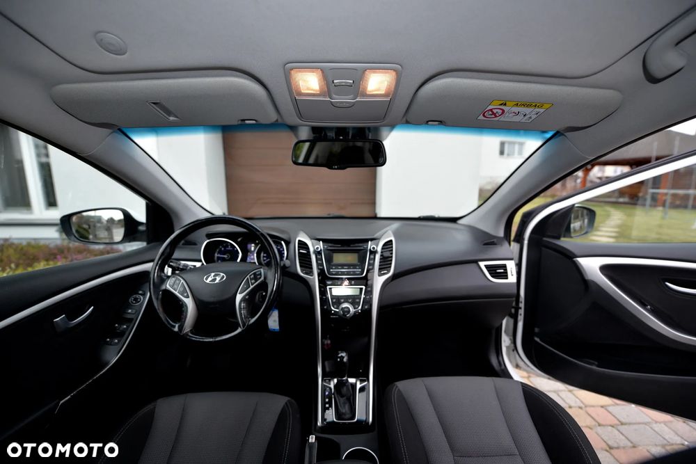 Hyundai i30 1.6 CRDI DCT Premium - 14