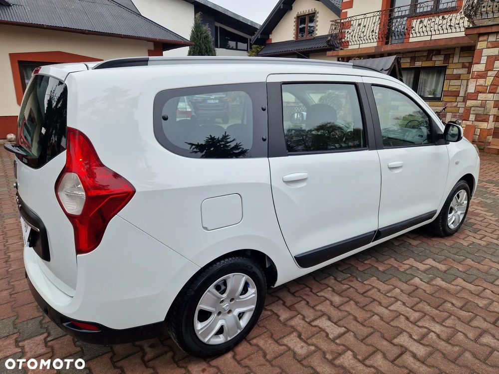 Dacia Lodgy 1.6 SCe Laureate S&S - 34