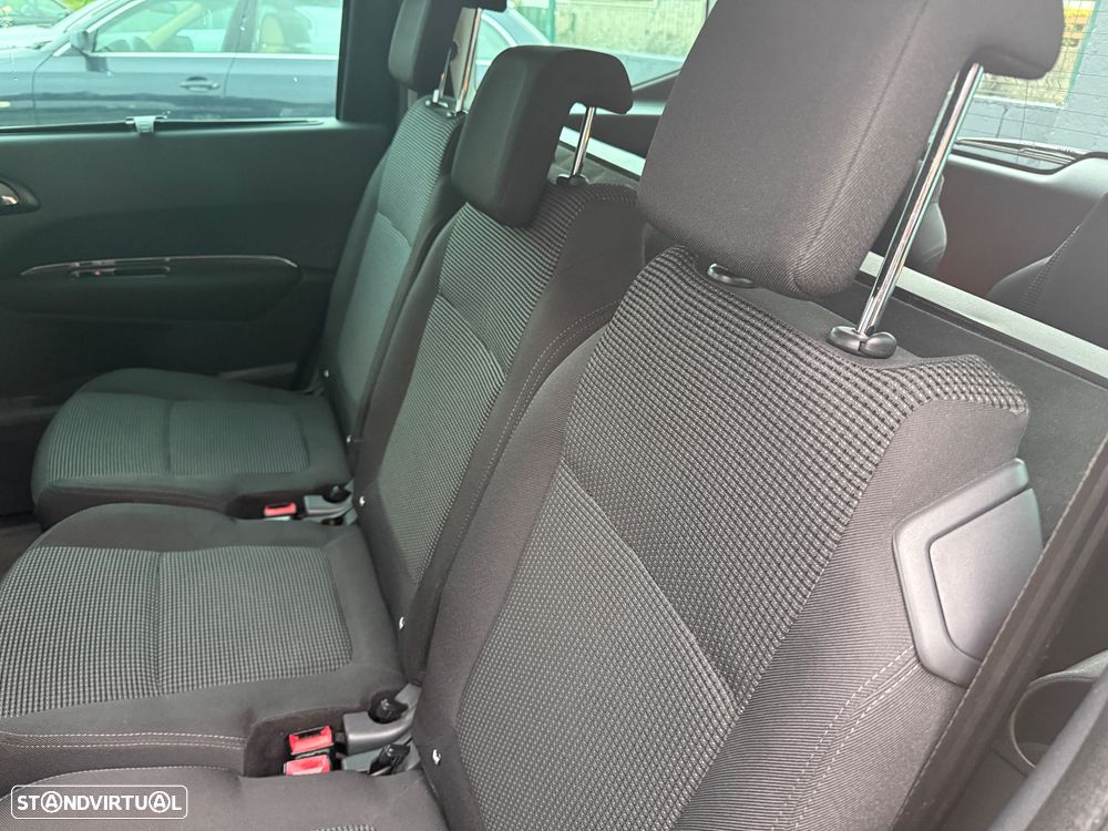 Peugeot 5008 1.6 HDi 7L Access - 21