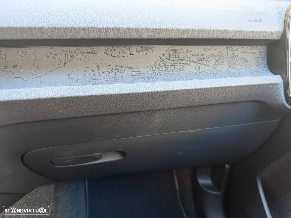 Volvo C40 Recharge Extended Range Plus - 17