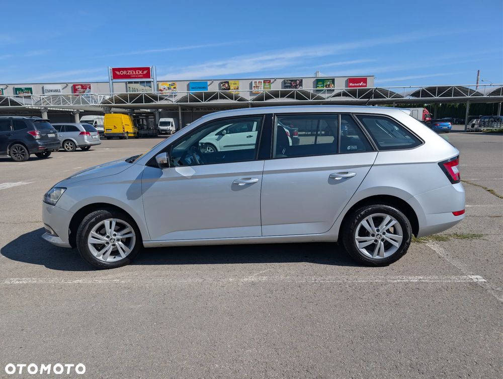 Skoda Fabia 1.0 TSI Ambition - 4