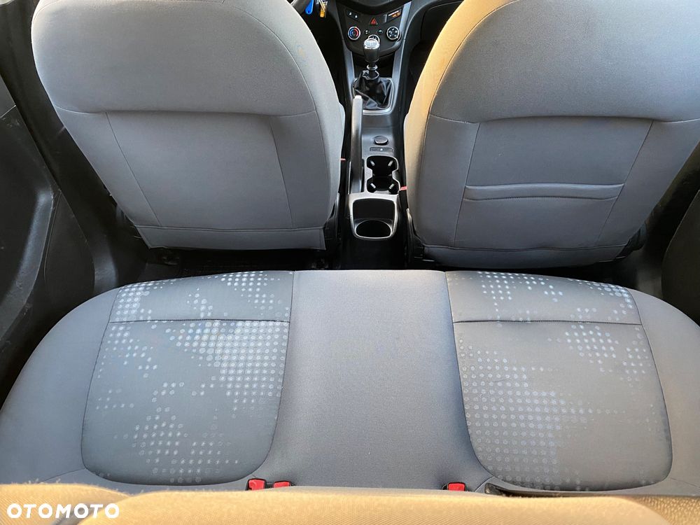 Chevrolet Aveo 1.2 LT+ - 10