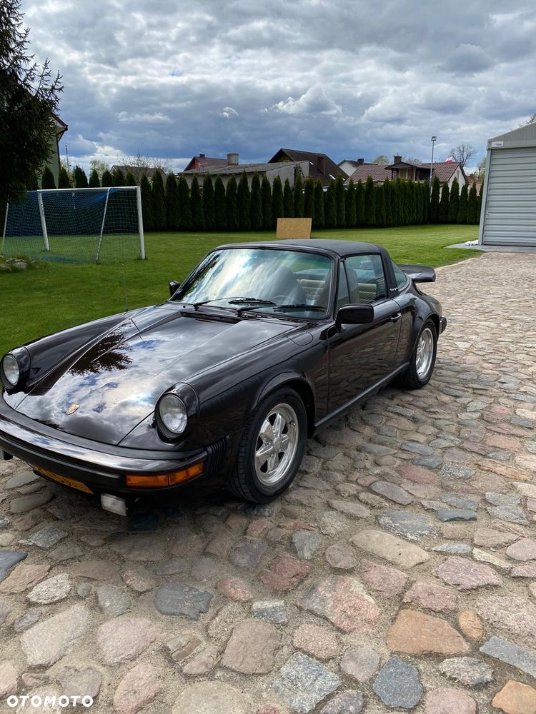 Porsche 911 - 1