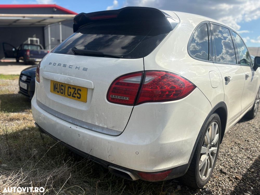 Porsche Cayenne Diesel Tiptronic S - 4