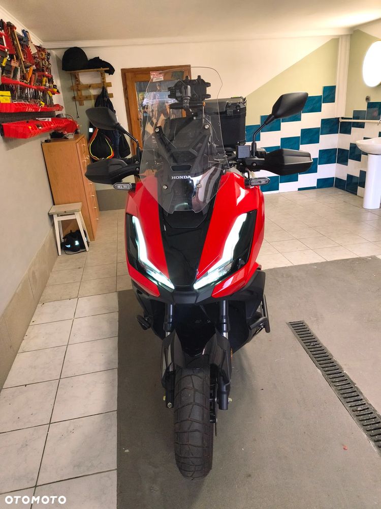 Honda ADV350 - 9