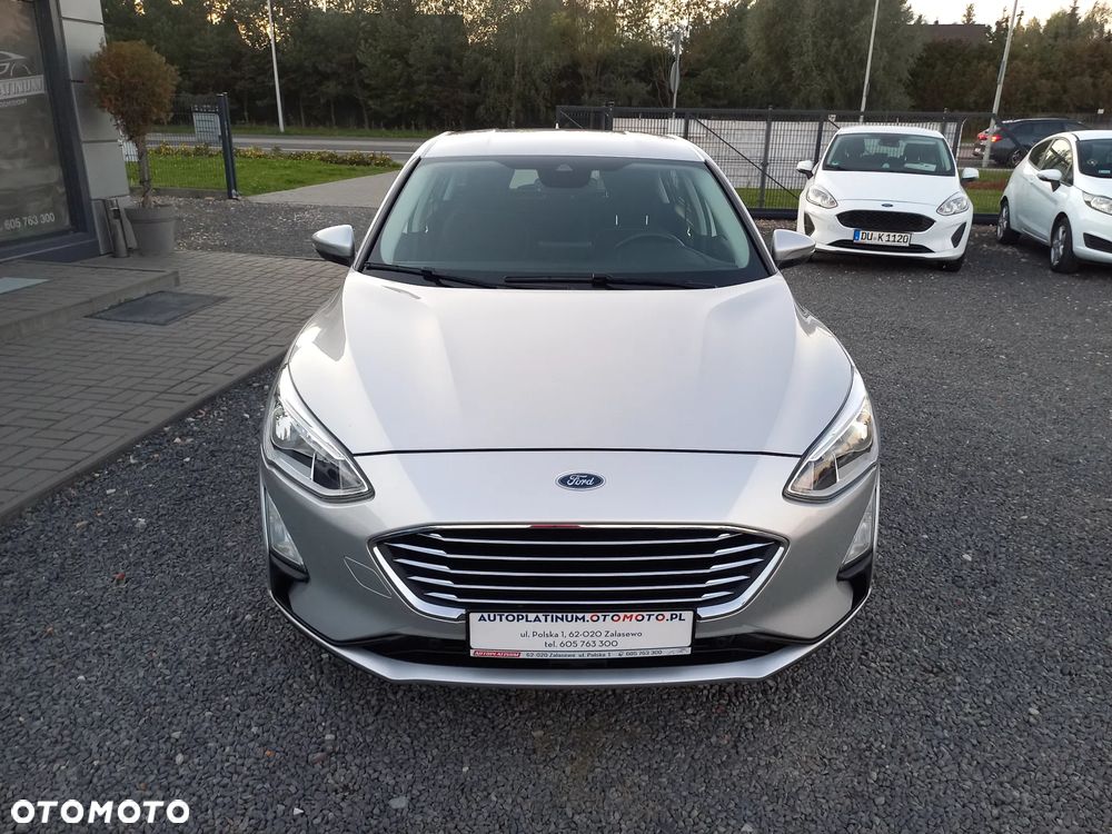 Ford Focus 1.5 EcoBlue STart-Stopp-System TITANIUM - 10