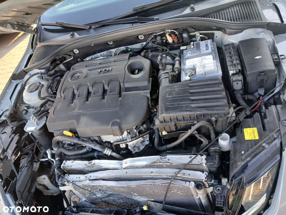 Skoda Octavia 2.0 TDI 4x4 DSG RS - 26