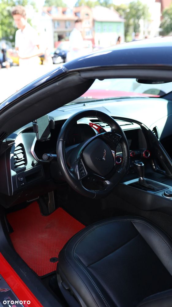 Chevrolet Corvette - 21