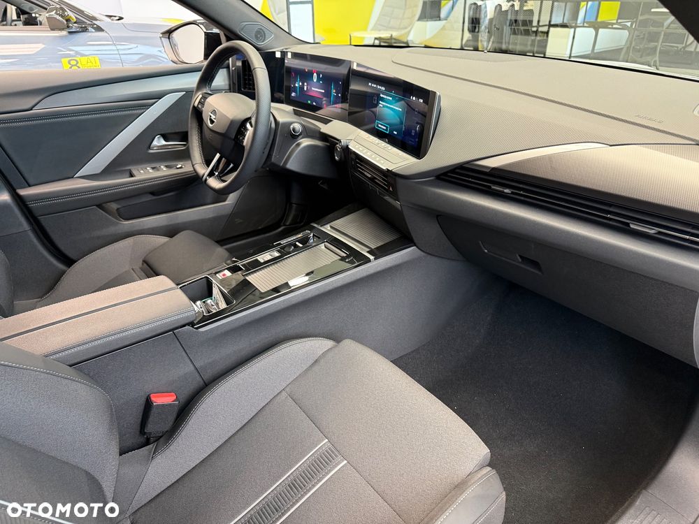 Opel Astra 1.2 T GS S&S - 10