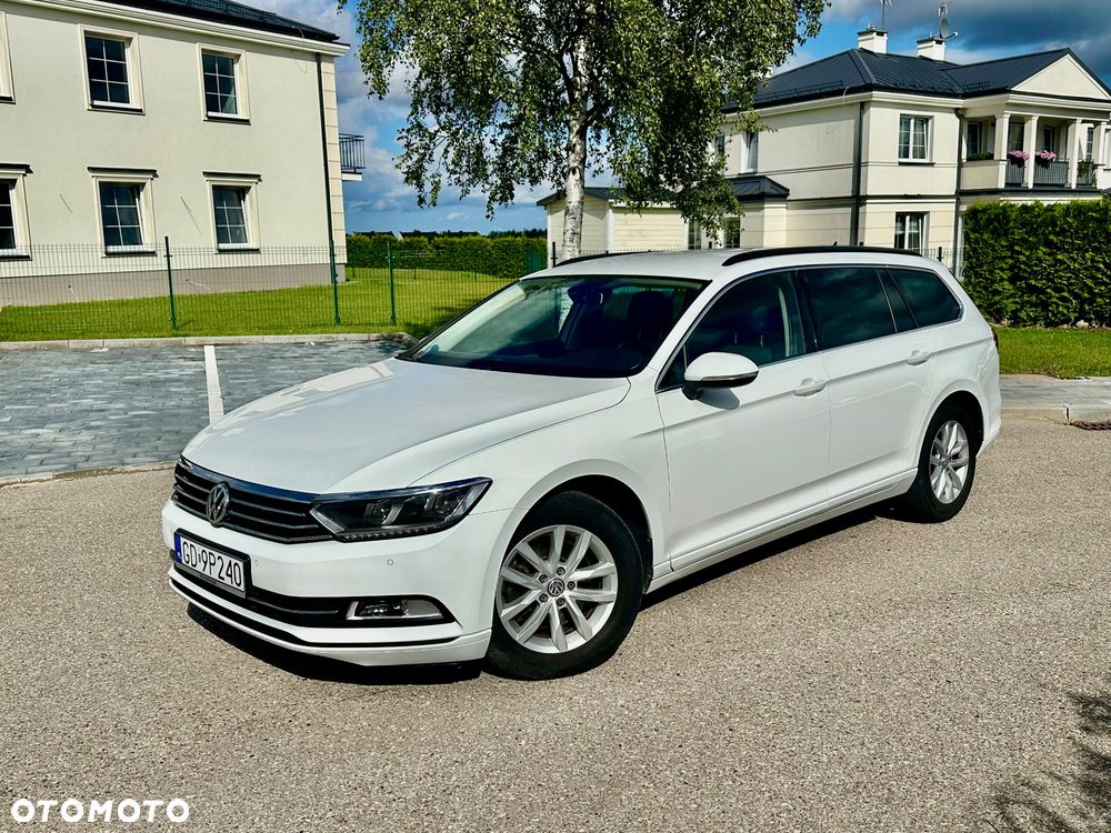 Volkswagen Passat 2.0 TDI (BlueMotion Technology) DSG Comfortline - 1