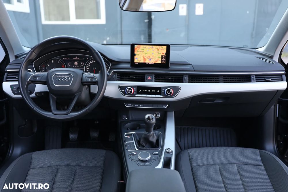 Audi A4 2.0 TDI DPF Ambiente - 13