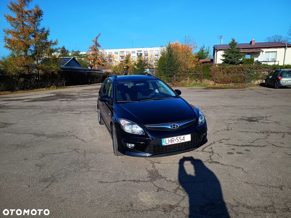 Hyundai i30 CW 10-12 - 10