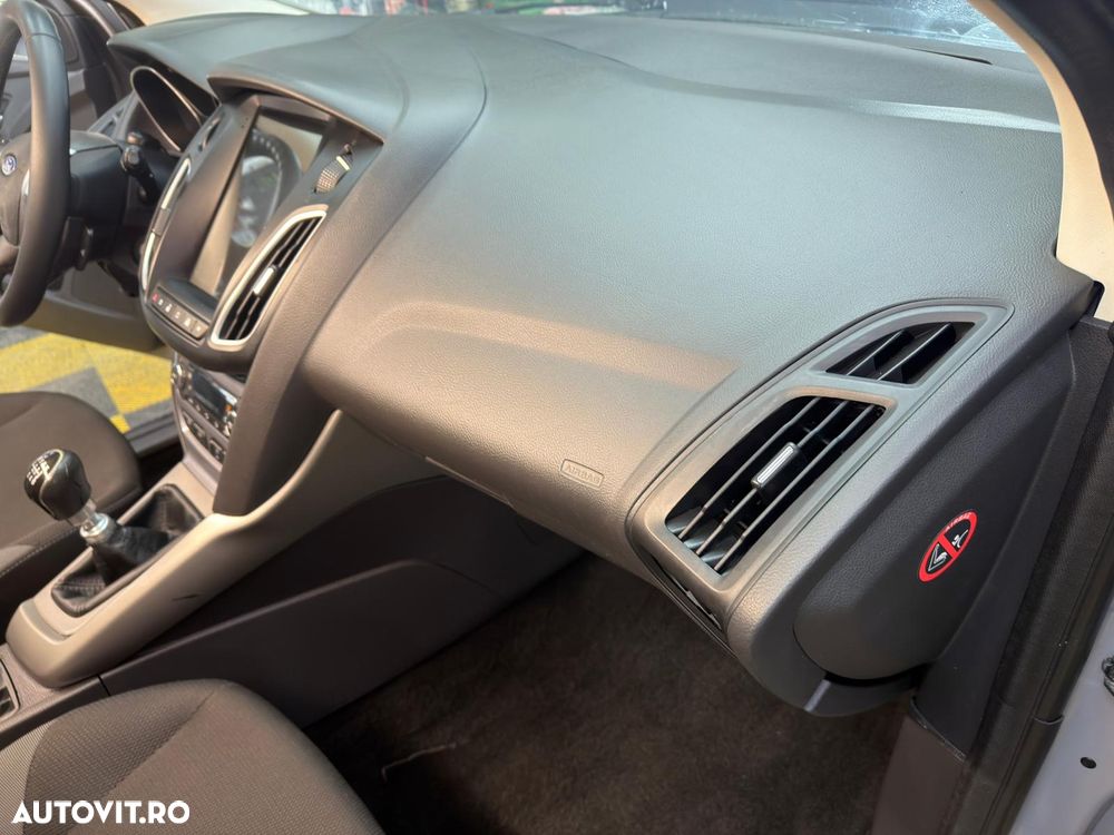 Ford Focus 1.6 TDCi Trend - 8